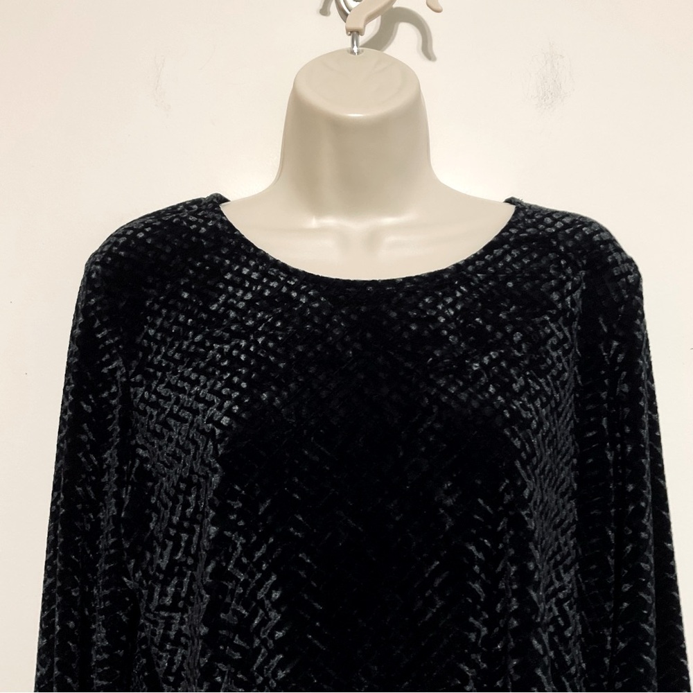 Notations Large Pullover Top Black Long Sleeve. T… - image 4